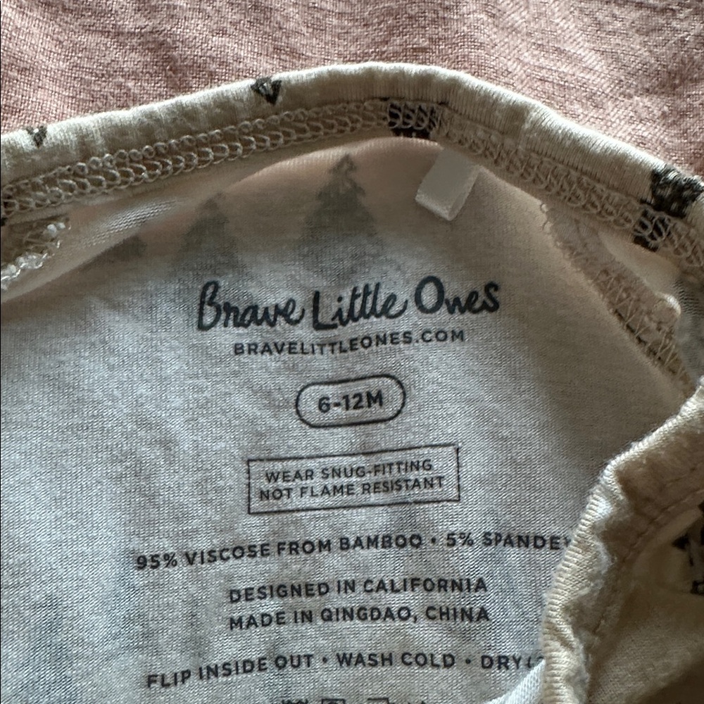 Brave little ones tree one piece 6-12 months - Picture 2 of 6